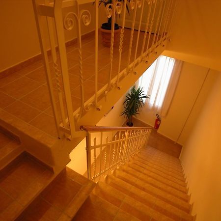 Guest House Roma Prato Dış mekan fotoğraf