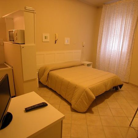 Guest House Roma Prato Oda fotoğraf