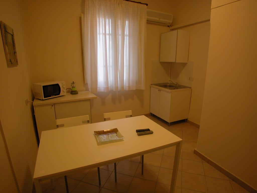 Guest House Roma Prato Oda fotoğraf
