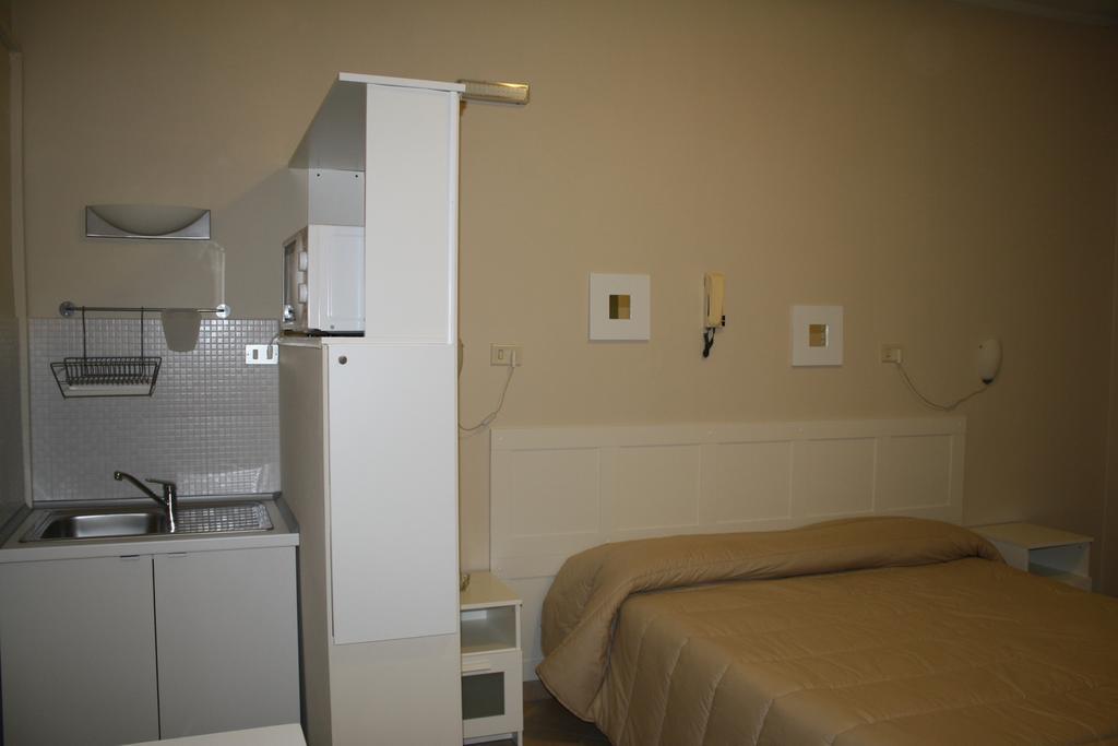 Guest House Roma Prato Oda fotoğraf