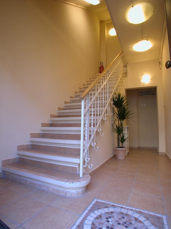 Guest House Roma Prato Dış mekan fotoğraf